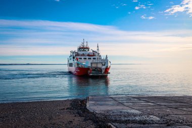 Porvenir, Şili - 11 Mart 2020: Terra Del Fuego 'ya Büyük Feribot