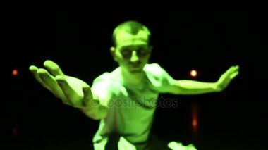 Renkli insanlar. Bukalemun adam