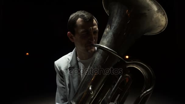 Solo big tuba player — Stock Video