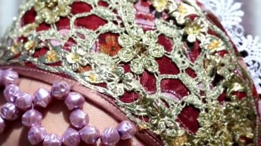 Rus ulusal Bayan şapka