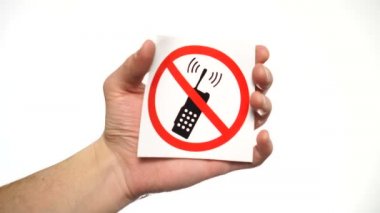 İzole edilmiş telefonlara izin verilmez. Erkek el, telefon çağrısı işareti yok.