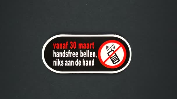 Appel mains libres à partir du 30 mars, rien de mauvais signe d'avertissement. Langue néerlandaise — Video