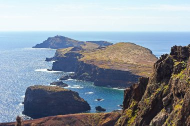 Dağları Atlantik Okyanusu kıyıları yakınında.