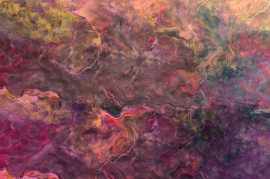 Arka plan oynamak çamurdan yapılmış.