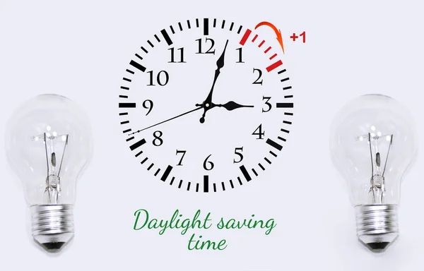 Daylight Saving Time. Wijzigen klok zomertijd. — Stockfoto