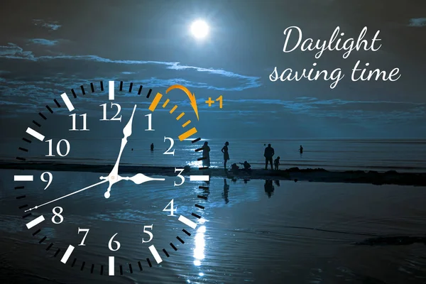 Nyári időszámítás. Órabeállítás módosítása a nyári idő. — Stock Fotó