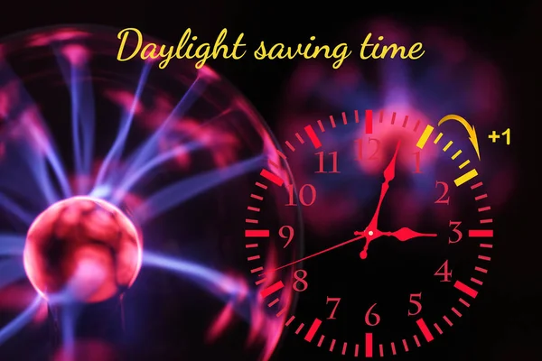 Daylight Saving Time. Wijzigen klok zomertijd. — Stockfoto