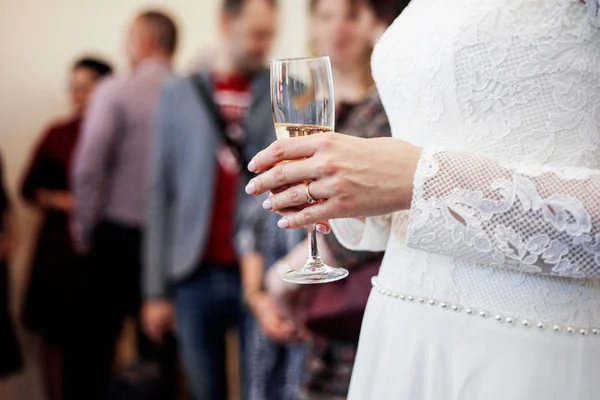 Woman dress with wedding symbol.