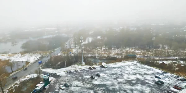 Obszar Budynku Mieszkalnym Pokryty Śniegiem Wcześnie Rano — Zdjęcie stockowe