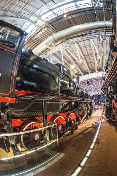 Vintage Locomotiva Vapor Preto Plataforma Estação — Fotografia de Stock