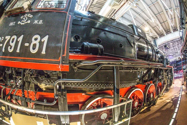 Locomotora Vapor Vintage Negro Plataforma Estación —  Fotos de Stock