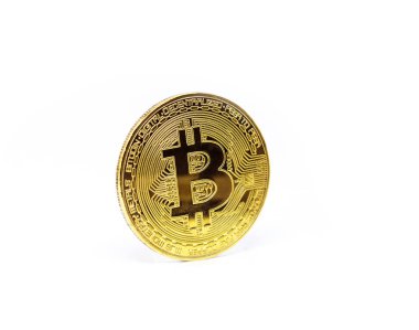 Dijital para. Cryptocurrency. Beyaz arka plan üzerinde izole altın bitcoin.