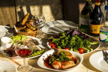 Masada atıştırmalık. 