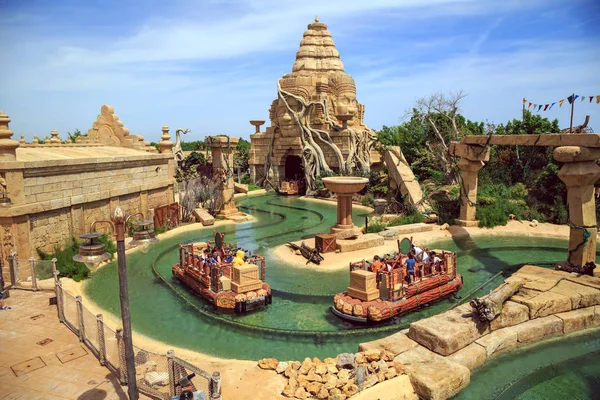 Etkileşimli su cazibe Angkor Port Aventura City Salou, Katalonya, İspanya Tema park Çin alanında yer alan.