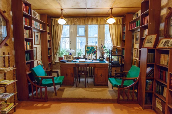 Çocuk Kütüphane No 266, ünlü Sovyet çocuk yazar yazarlar Peredelkino Köyü Korney Chukovsky'in 1957 yılında inşa edilmiş. Moscow region, Rusya Federasyonu.