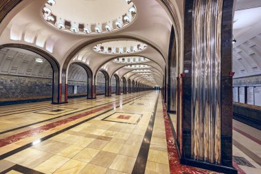  Metro İstasyonu Mayakovskaya. Moscow, Rusya Federasyonu
