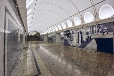 Moskova, Rusya'nın ortasındaki Dostoevskaya metro istasyonu