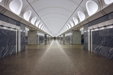 Moskova, Rusya'nın ortasındaki Dostoevskaya metro istasyonu
