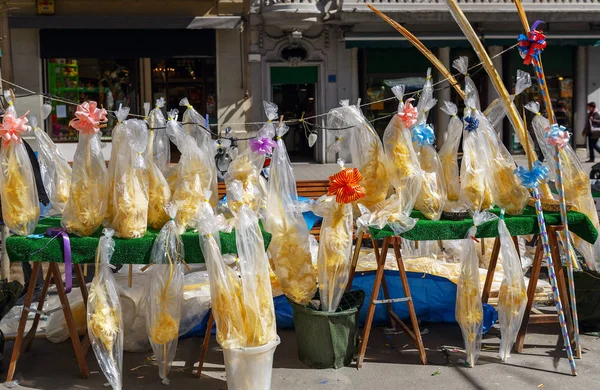 Salg af den traditionelle dekoration til Palm Sunday. Bymarkedet i Barcelona, Spanien - Stock-foto