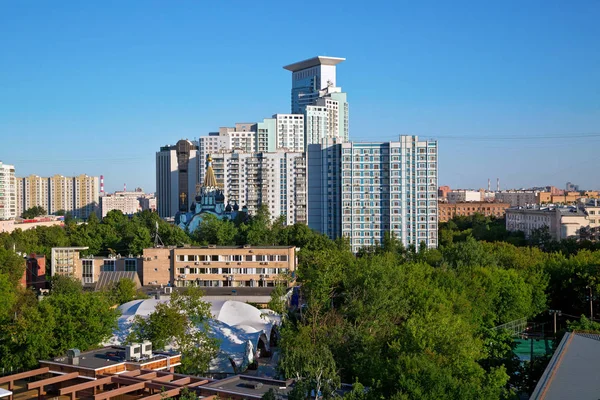 De Sokolniki wijk in het centrum van Moskou, Rusland — Stockfoto
