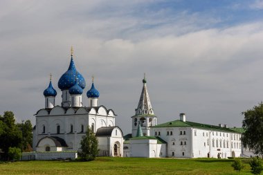 Ortaçağ Kremlin ve İsa'nın doğuşu, Ortodoks katedrali. Suzdal, Rusya Federasyonu