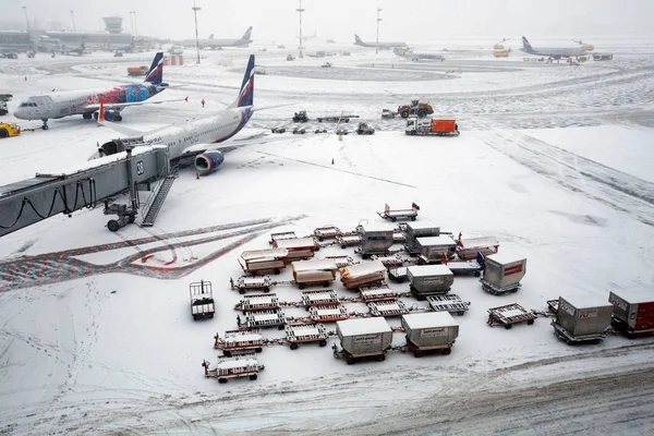 Moscou Russie Décembre 2017 Terrain Aviation Hiver Aéroport Sheremetyevo Moscou — Photo