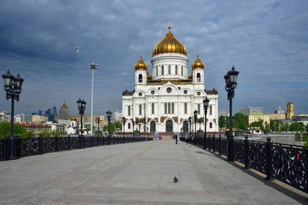Moscow Russia May 2015 Cathedral Christ Savior Viewed Patriarshy Bridge — Stock Photo, Image