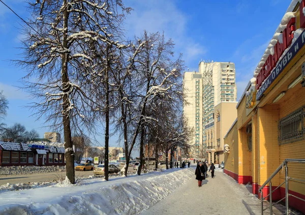 Balashikha Rusia Febrero 2018 Vista Calle Residencial Invierno Después Las — Foto de Stock