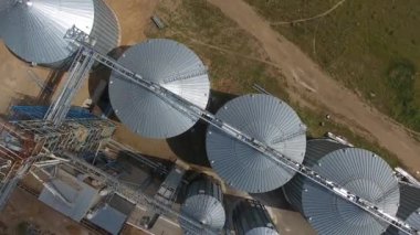 Tahıl depolama karmaşık.