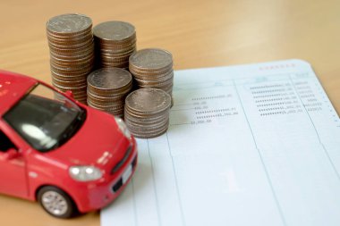 Satır hesabına kitap ve Finans konsept otomobili