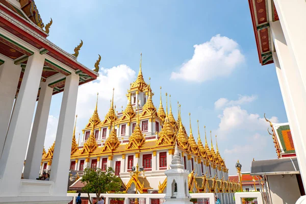 Bangkok Tailândia Janeiro 2020 Wat Ratchanaddaram Loha Prasat Metal Palace — Fotografia de Stock