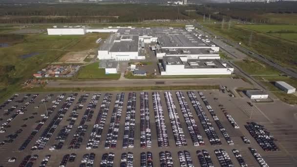 Rusia, San Petersburgo, JULIO 2017 - vista aérea de la fábrica de Nissan — Vídeo de stock