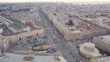 Rusya, Saint-Petersburg, Ağustos 2017 - St.Petersburg meydanda Vosstaniya havadan görünümü