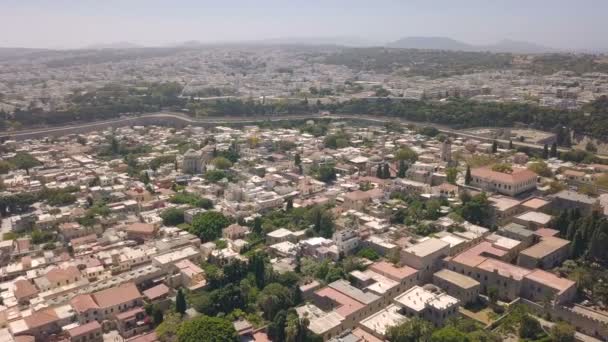 Luchtfoto van Rhodos cirty — Stockvideo