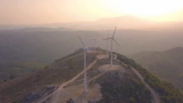 Vista aérea de los parques eólicos — Vídeos de Stock