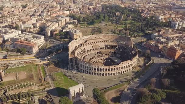 Luchtfoto van Colosseum — Stockvideo