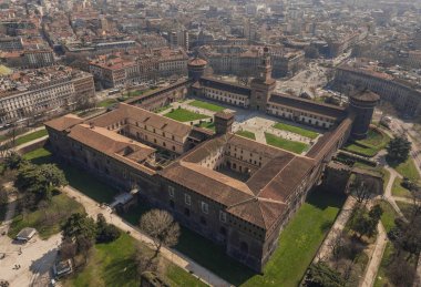 Sforzesco Castle havadan görünümü