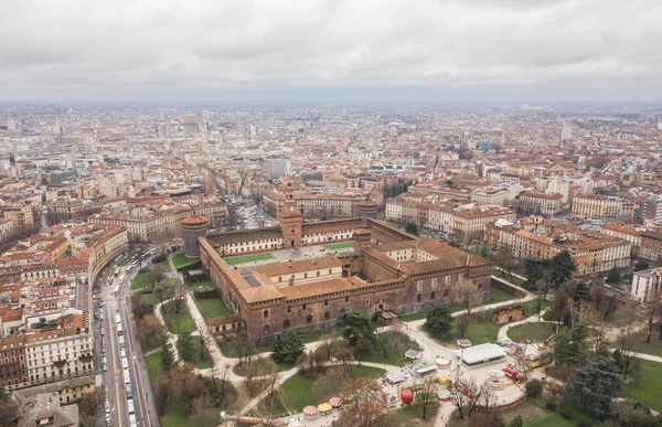 Vista aérea del Castillo de Sforzesco — Foto de Stock