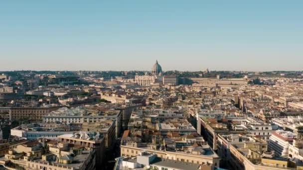 Vatikan ve St. Peters Bazilikası — Stok video