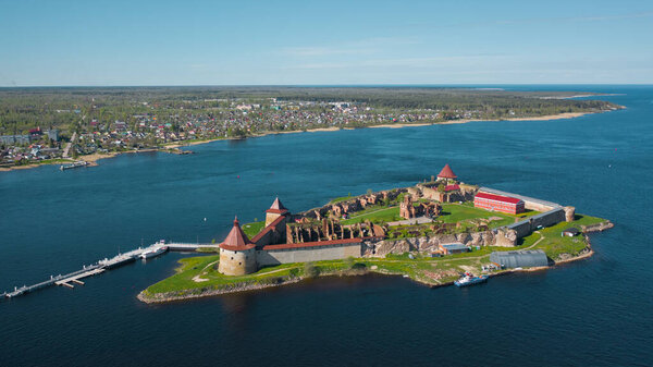 Вид с воздуха на крепость Орешек