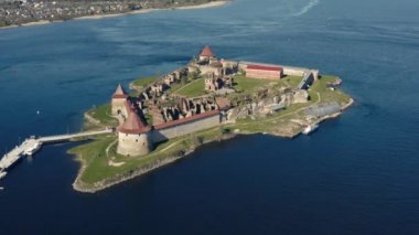 Oreshek kalesinin havadan görünüşü