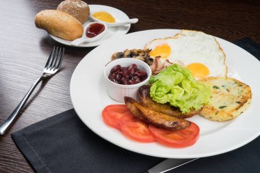 Yumurtalı kahvaltı.