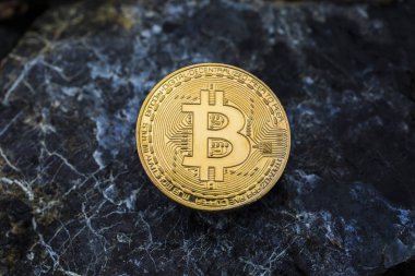 Taşa sunulan ana dijital para birimi olarak dünya çapında altın bitcoin.
