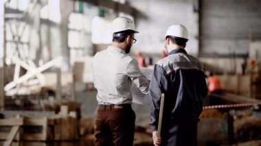 Yetişkin mimar nerede su ve elektrik sistemi modernleşme süreci geçiren binada geçecek foreman açıklar