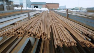 İnşaat armatür Sanayi Hurda bahçede yalan yığını