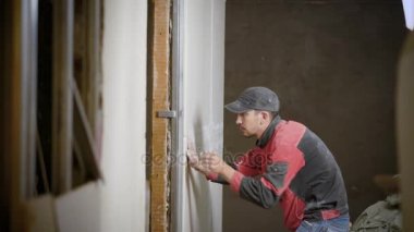 İç Dekorasyon çalışma tamirci uygulanan sıva duvar