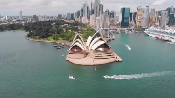 Sydney Opera House. Dia de verão, fotos aéreas . — Vídeo de Stock