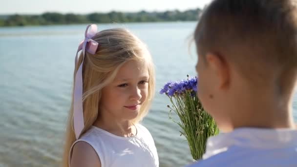 Boy Girl Walking Lake Summer Day Happy Children Walk Pond — Stock Video