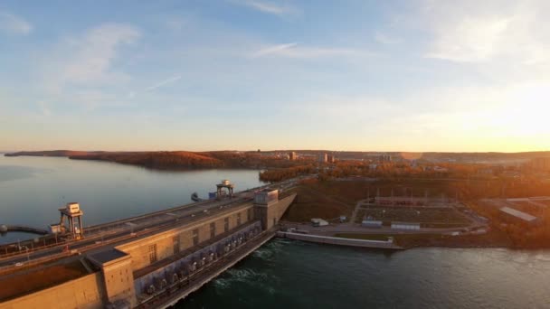 Aerial view of the Irkutsk hydroelectric power station. Pan — Stock Video