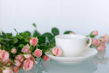 Kadın Ofis Masası çiçek çiçekler